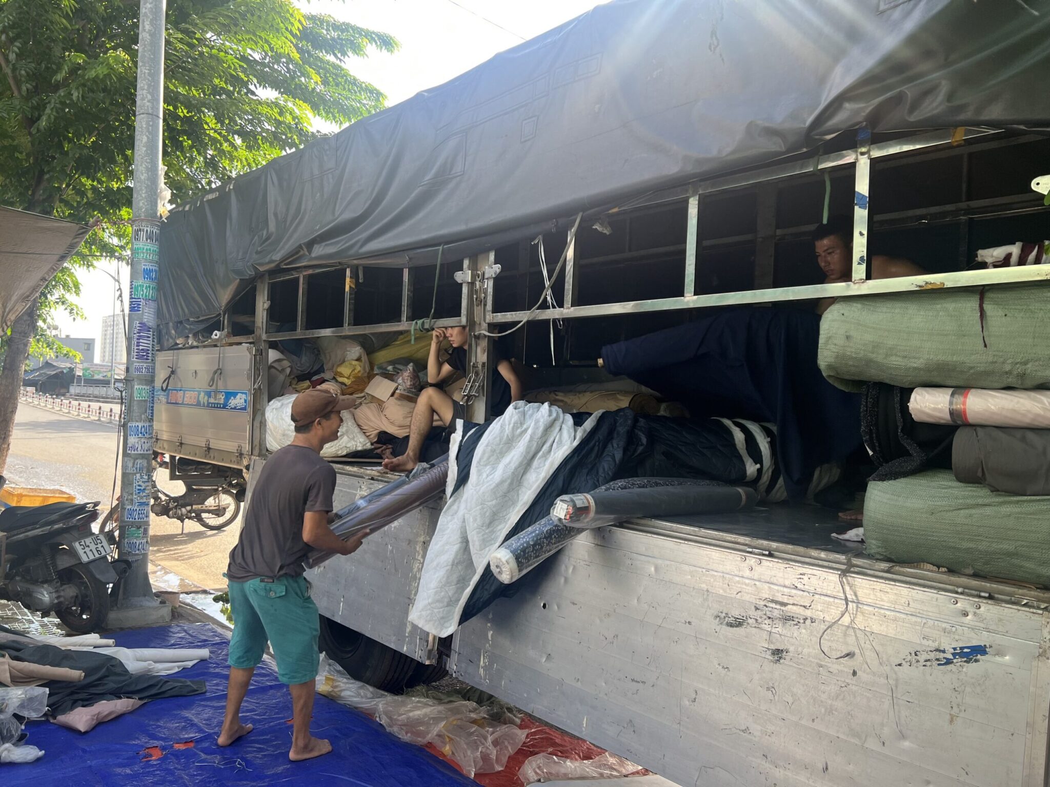 thu mua vải nam hai